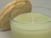 Loja de Vela Aromática na Praça da Árvore
